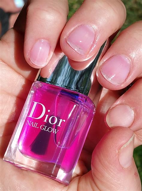 dior pink glow nail polish